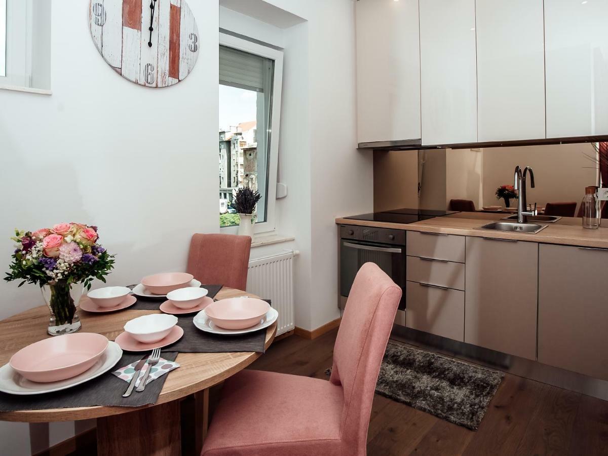 Citylux Apartments Zagreb Extérieur photo